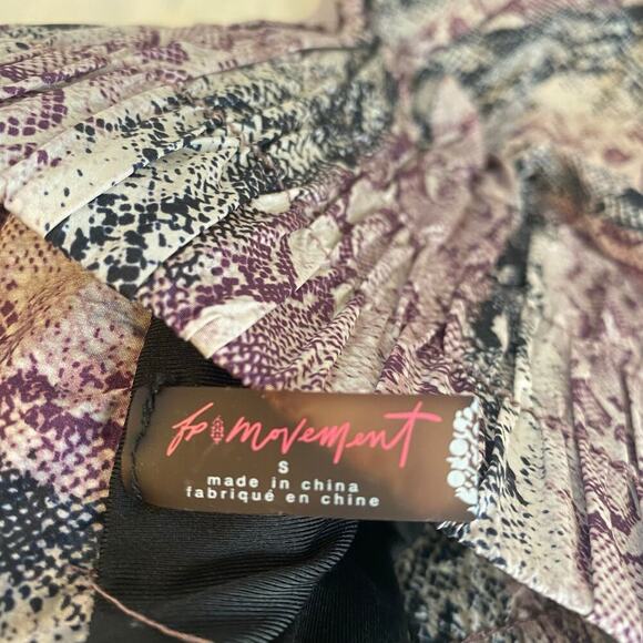 Free People Movement The Way Home Shorts Womens Size Small Snakeskin Active Run - Picture 3 of 3